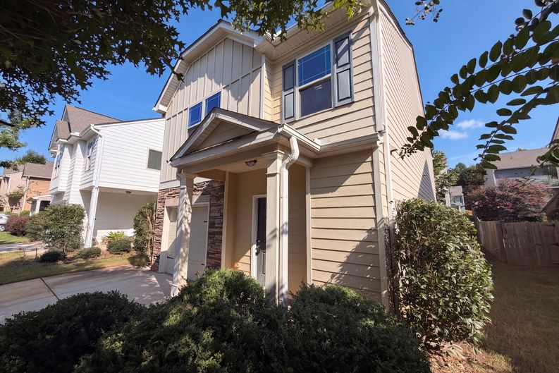 Photo 18 of 21 of 106 Southwind Cir, Newnan, GA