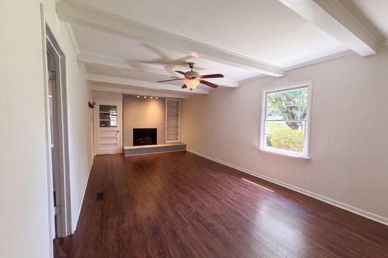 Photo 7 of 26 of 220 Haywood Ln, Nashville, TN