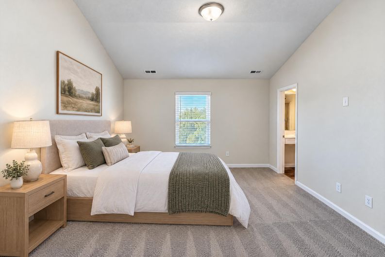 Photo 4 of 21 of 3306 Ellingford Rd, Charlotte, NC