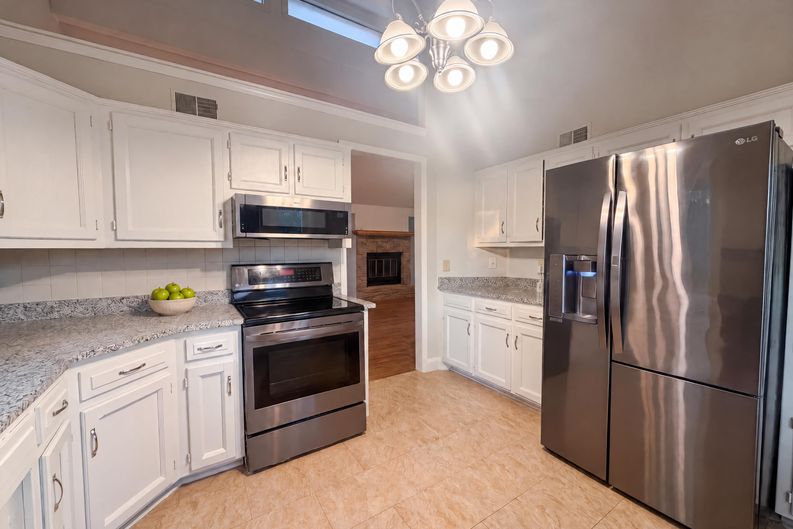 Photo 7 of 21 of 7511 Orient Ave, Kansas City, KS