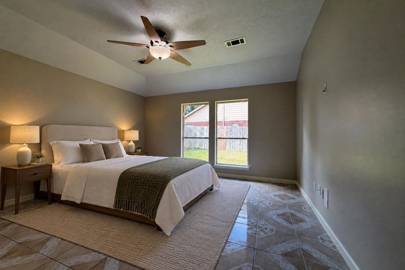 Photo 10 of 19 of 3419 Foursome Ln, Sugar Land, TX