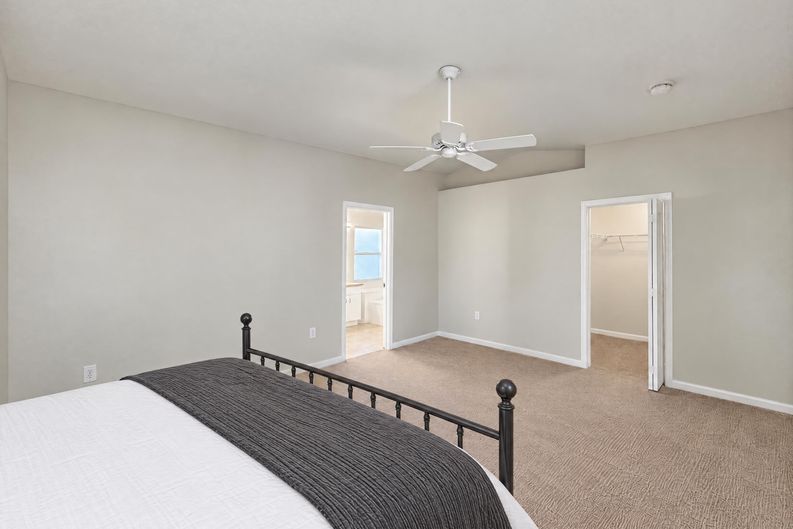 Photo 11 of 21 of 22827 Richardson Ln, Land O Lakes, FL