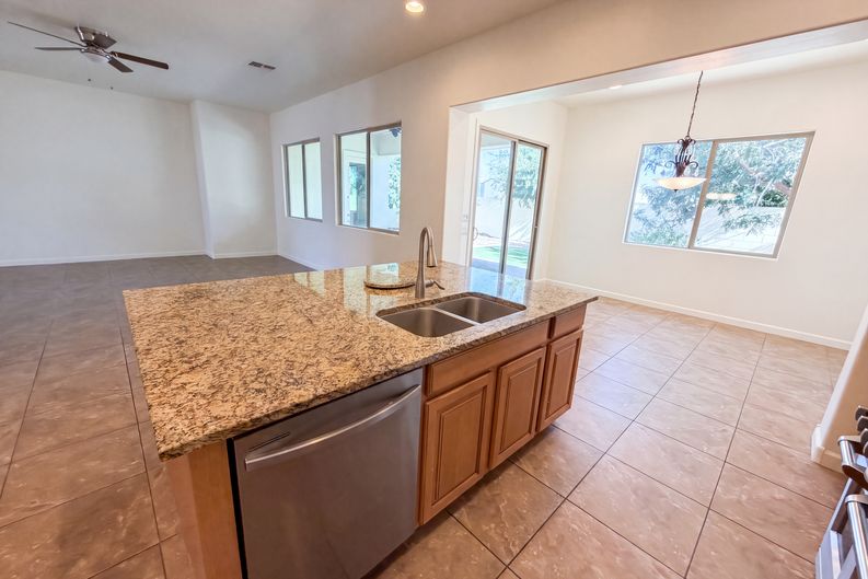 Photo 26 of 40 of 701 E Charlevoix Ave, Gilbert, AZ