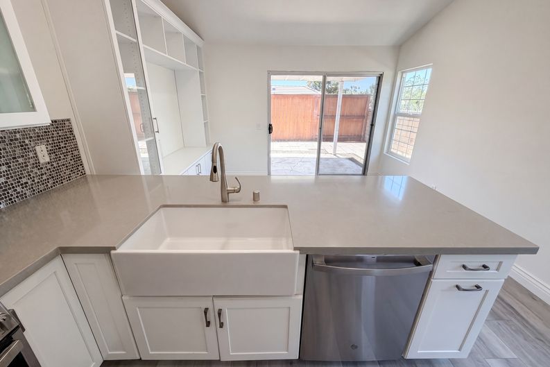 Photo 10 of 22 of 12305 Daisy Ct, Rancho Cucamonga, CA