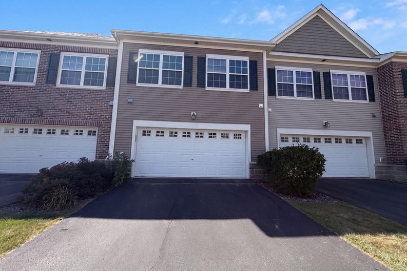 Photo 21 of 25 of 7231 Jewel Ln N, Maple Grove, MN