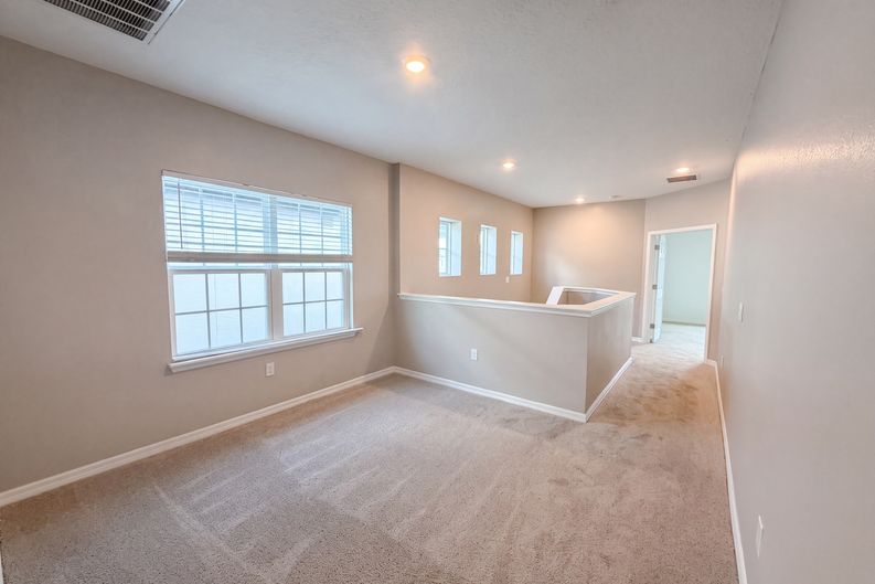 Photo 11 of 40 of 1572 Astoria Arbor Ln, Orlando, FL