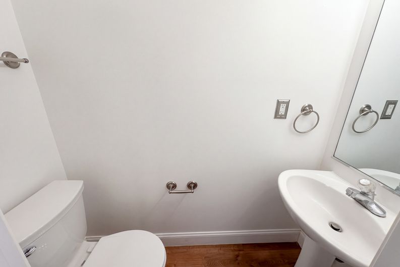 Photo 8 of 23 of 4042 Tahoe Pl, White Plains, MD