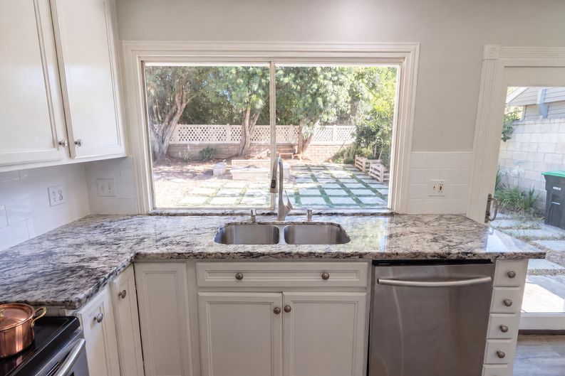 Photo 10 of 23 of 23732 San Dona, Laguna Hills, CA
