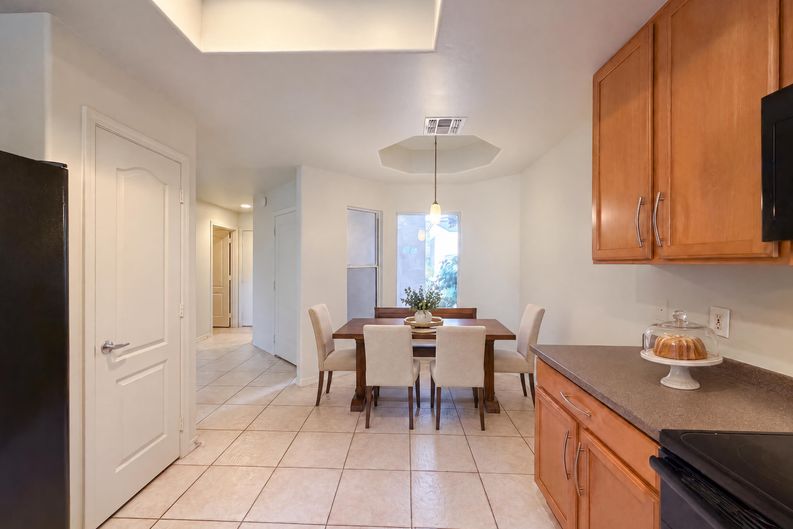 Photo 12 of 33 of 4202 N 21st St, Phoenix, AZ