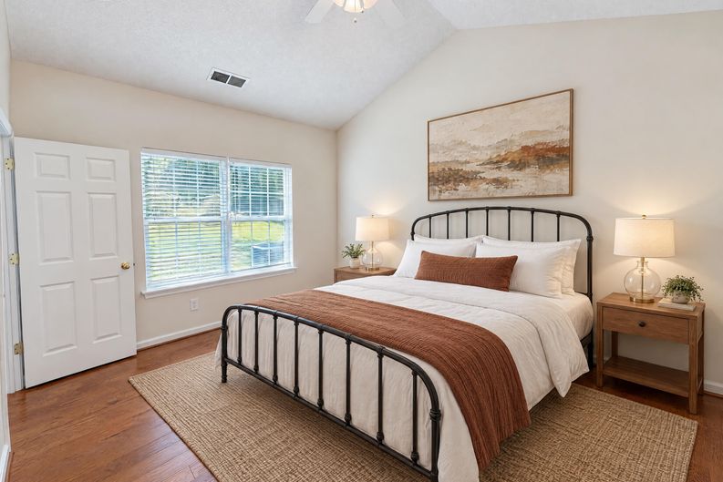 Photo 4 of 24 of 11350 Stone Trail Rd, Charlotte, NC