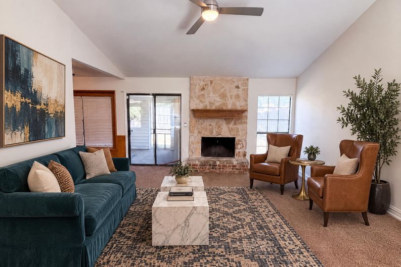 Photo 3 of 21 of 6808 Younger Dr, The Colony, TX