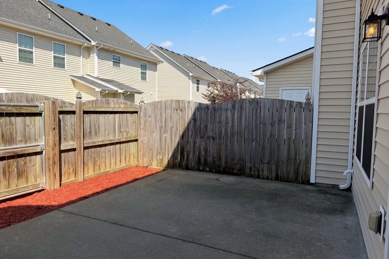 Photo 18 of 22 of 428 Kubota Dr, Murfreesboro, TN