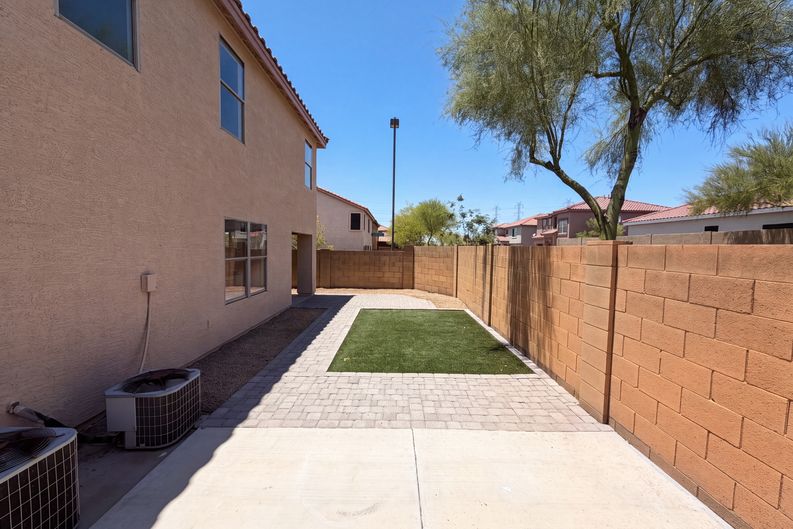 Photo 24 of 27 of 7500 E Deer Valley Rd, Scottsdale, AZ