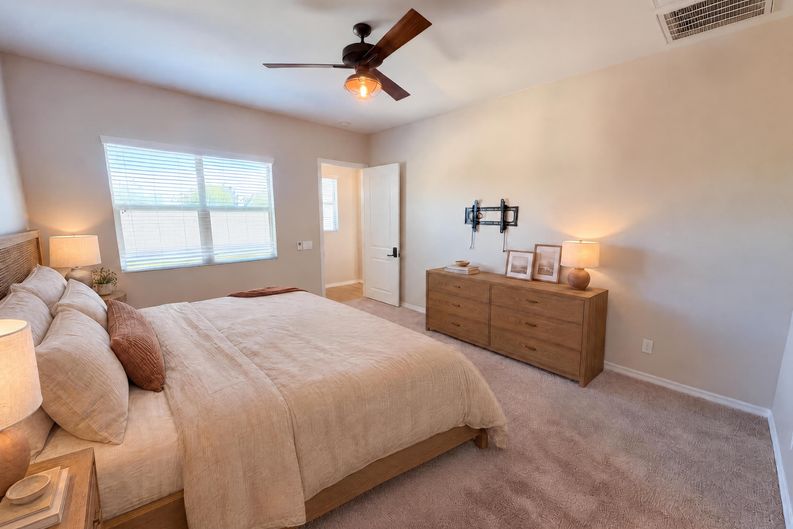 Photo 35 of 55 of 4511 N 93rd Dr, Phoenix, AZ