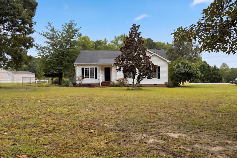 Photo 16 of 20 of 7848 James Austin Rd, Willow Spring, NC