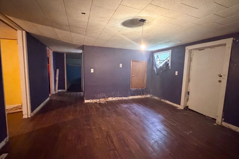 Photo 10 of 29 of 3609 Poplar Ln, Adamsville, AL