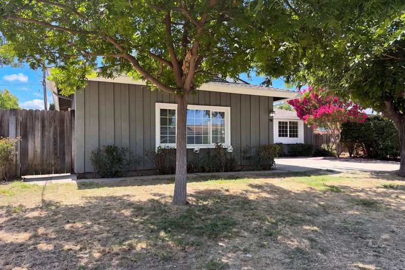 Photo 31 of 41 of 7007 Ursa Pkwy, Sacramento, CA