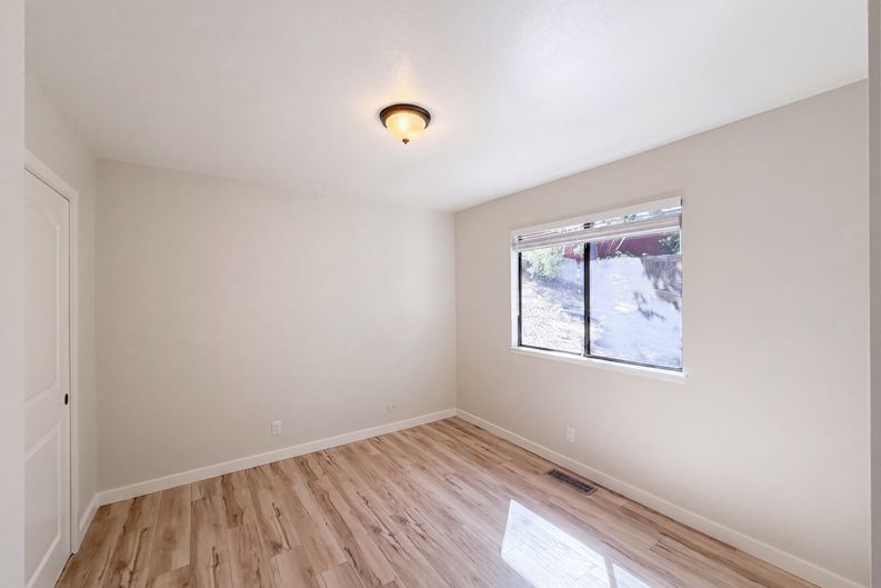 Photo 63 of 76 of 2281 Yale St, Martinez, CA