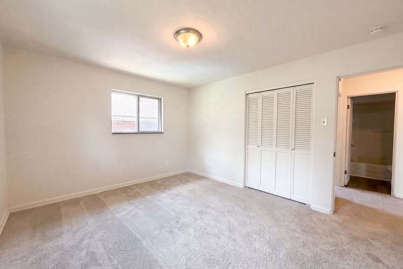 Photo 12 of 18 of 8606 Vasel Ave, Saint Louis, MO