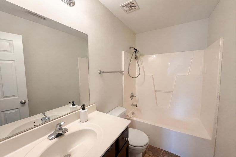Photo 14 of 16 of 3705 Chancellorsville Ct, Raleigh, NC