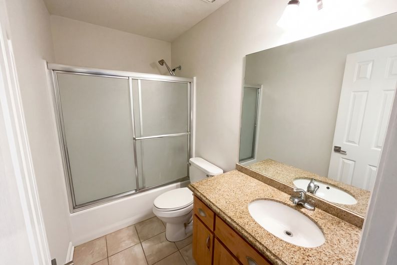 Photo 16 of 18 of 165 Christian Woods Dr, Conyers, GA