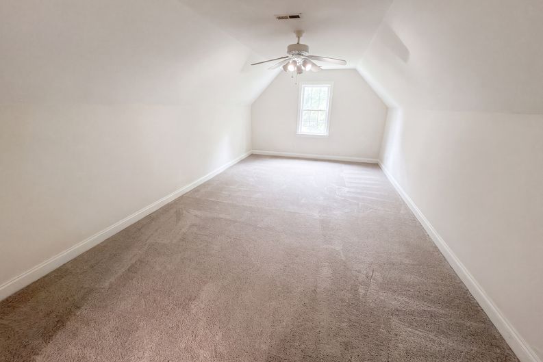 Photo 11 of 19 of 2037 Olde Towne Dr, Monroe, NC