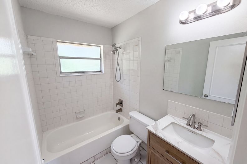 Photo 10 of 19 of 3730 Dedrick Ct, New Port Richey, FL