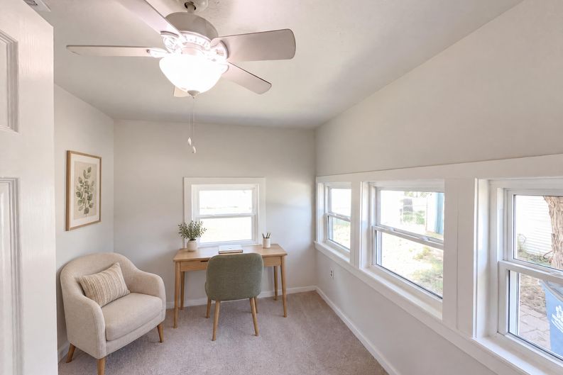 Photo 4 of 17 of 725 Kelly St, Poteet, TX