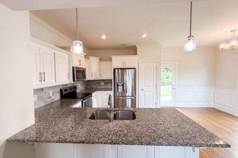 Photo 7 of 25 of 5152 Cedar Retreat Dr, Murfreesboro, TN