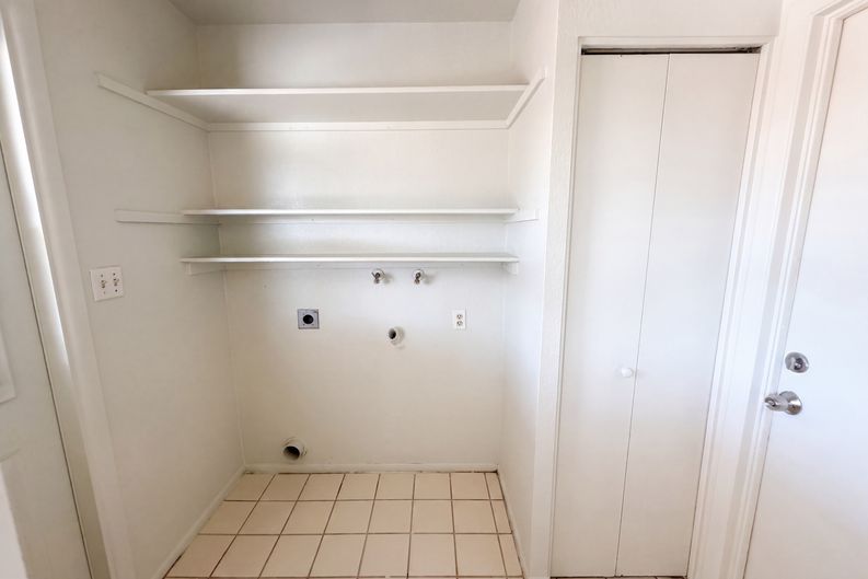 Photo 20 of 27 of 1413 W Behrend Dr, Phoenix, AZ