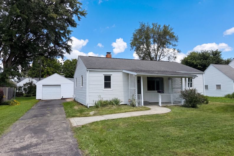 Photo 14 of 17 of 206 Bachmann Ave, Newark, OH