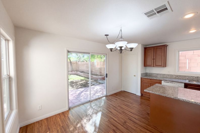 Photo 10 of 31 of 11117 Okeefe Ct, Las Vegas, NV