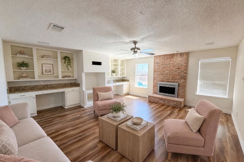 Photo 3 of 30 of 1711 Kennedy Dr, Wylie, TX