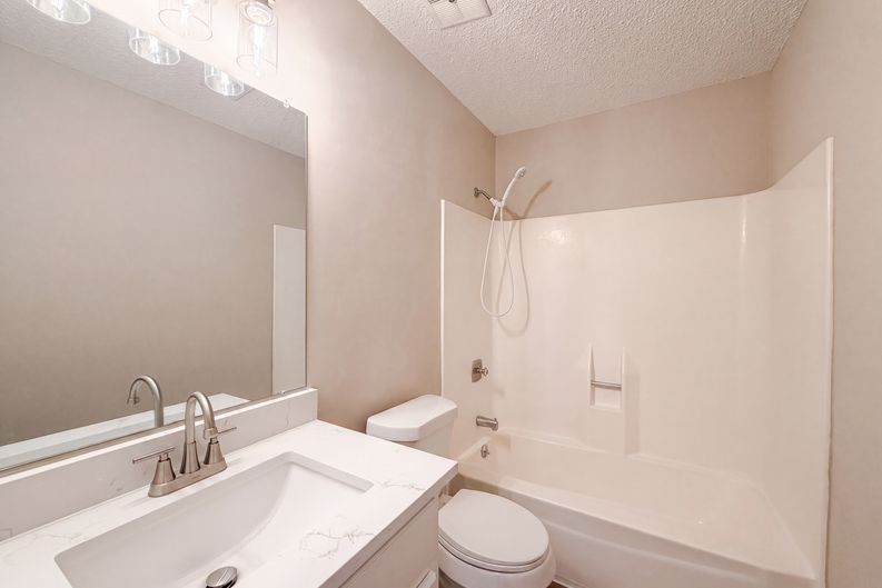 Photo 15 of 17 of 5602 Briarwood Forest Dr, Houston, TX