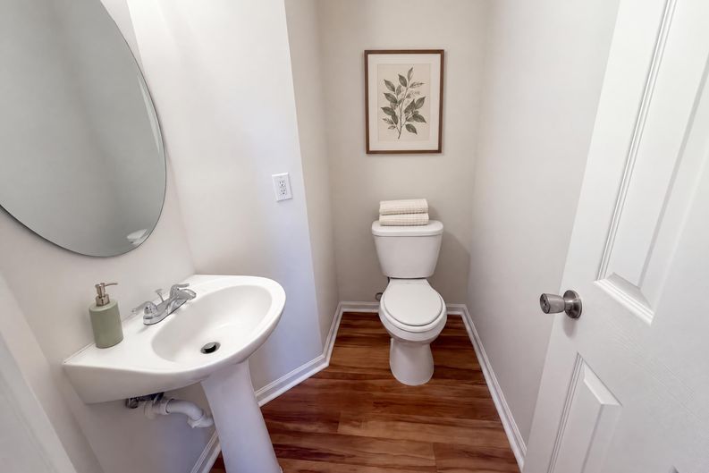 Photo 29 of 61 of 152 Woodcote Dr, Gaston, SC