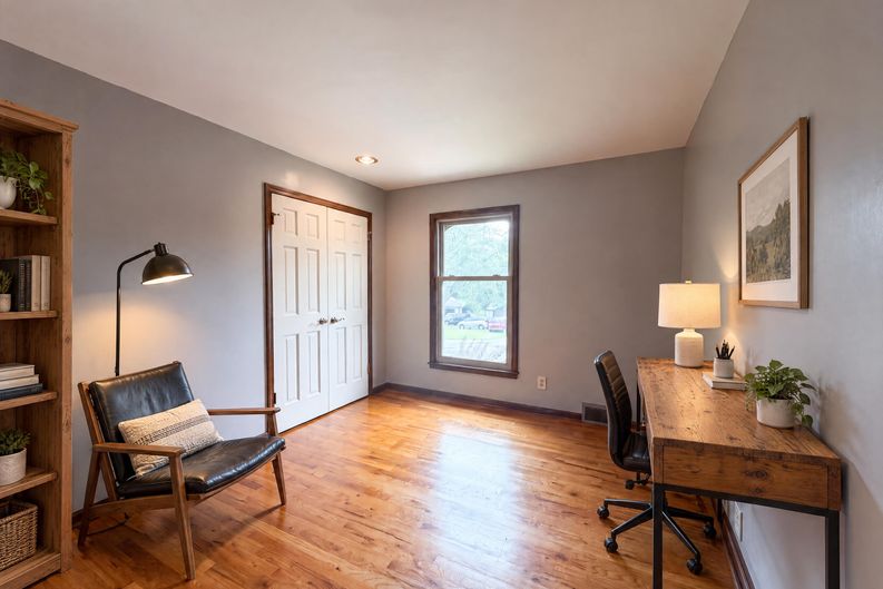 Photo 4 of 27 of 6916 N Overland Dr, Kansas City, MO