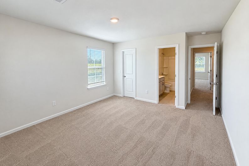 Photo 17 of 52 of 6478 Bellawood Dr, Trinity, NC