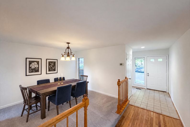 Photo 10 of 27 of 8509 Ivoryton Way, Montgomery Village, MD