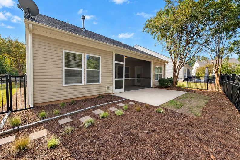 Photo 34 of 36 of 2411 Bergamot St, Fort Mill, SC