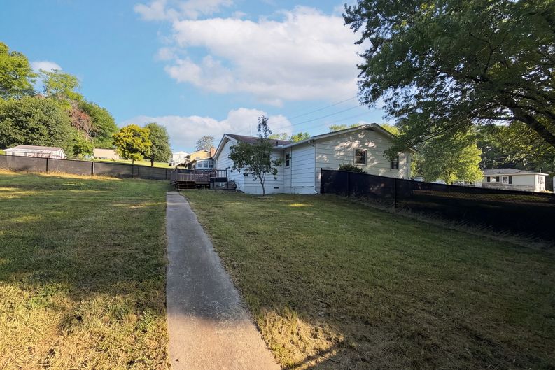 Photo 25 of 28 of 1017 Morrell Rd, Knoxville, TN