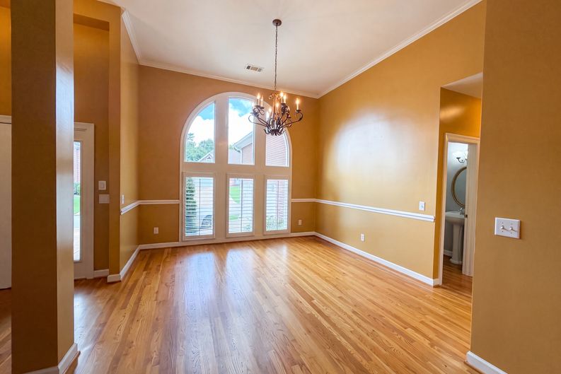 Photo 6 of 29 of 6724 Cold Stream Dr, Nashville, TN