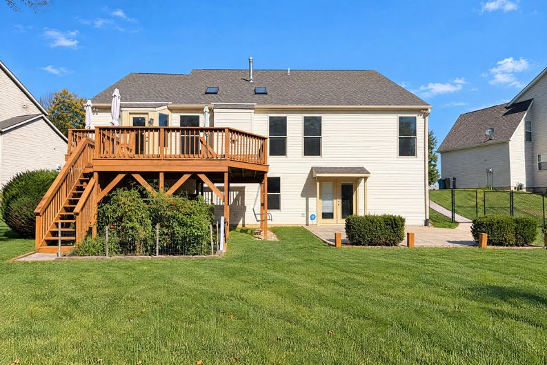 Photo 23 of 28 of 9113 Tenor Way, Indianapolis, IN