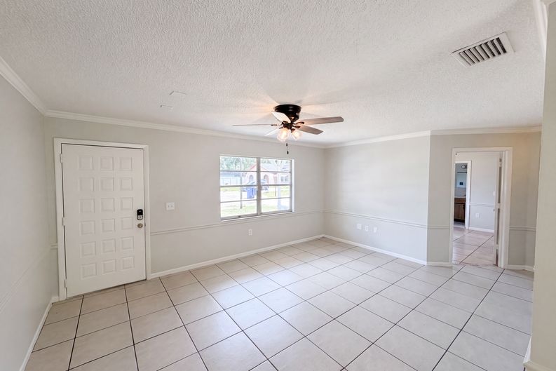Photo 13 of 19 of 3730 Dedrick Ct, New Port Richey, FL