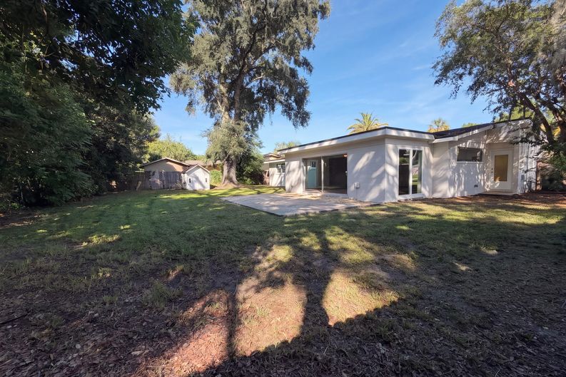 Photo 20 of 22 of 4040 Sierra Madre Dr S, Jacksonville, FL