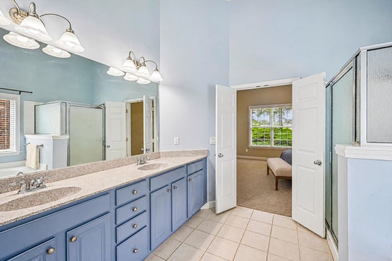 Photo 6 of 46 of 4865 Silver Leaf Dr, Cumming, GA