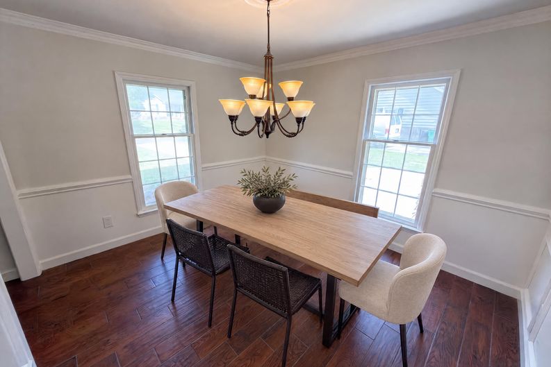 Photo 6 of 19 of 8909 Danson Dr, Charlotte, NC