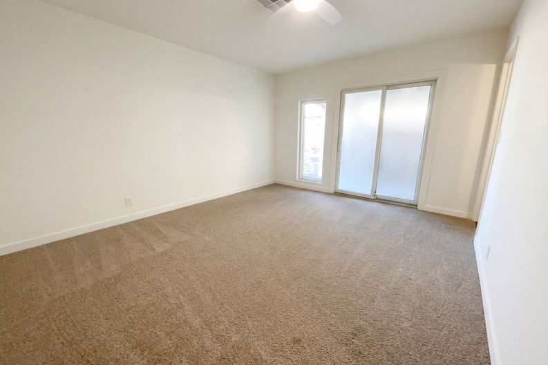 Photo 19 of 25 of 6478 Creston Ave, Las Vegas, NV