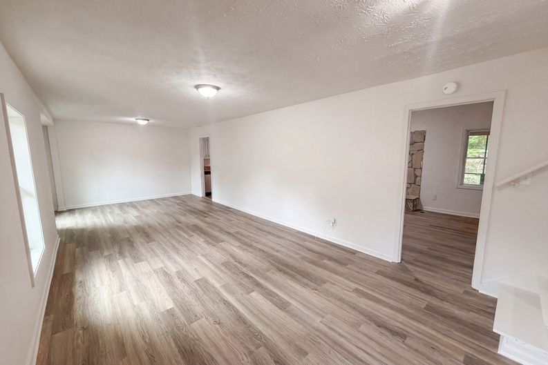 Photo 9 of 25 of 6330 Tahoe Dr, Atlanta, GA