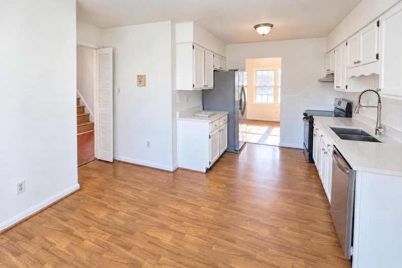 Photo 7 of 19 of 12801 Peachleaf Ct, Upper Marlboro, MD