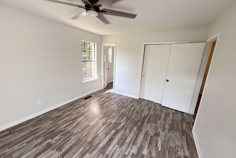 Photo 4 of 14 of 5533 Melissa Dr, Pinson, AL